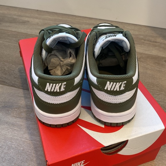 Nike Dunk Low Olive - Picture 4 of 5